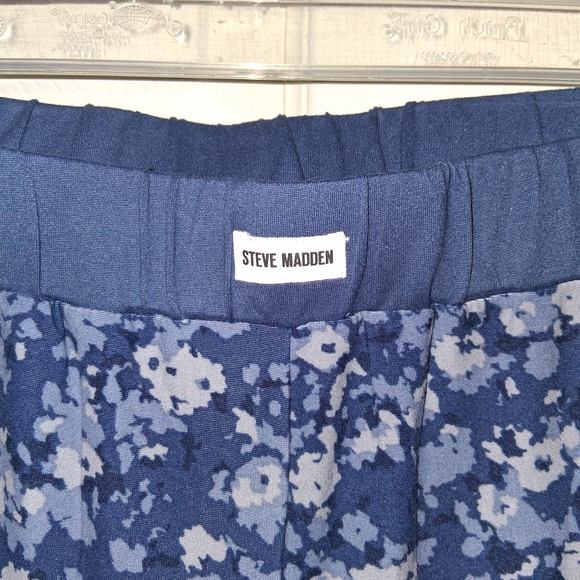 Steve Madden Blue Floral Pajama Pants - Picture 3 of 4